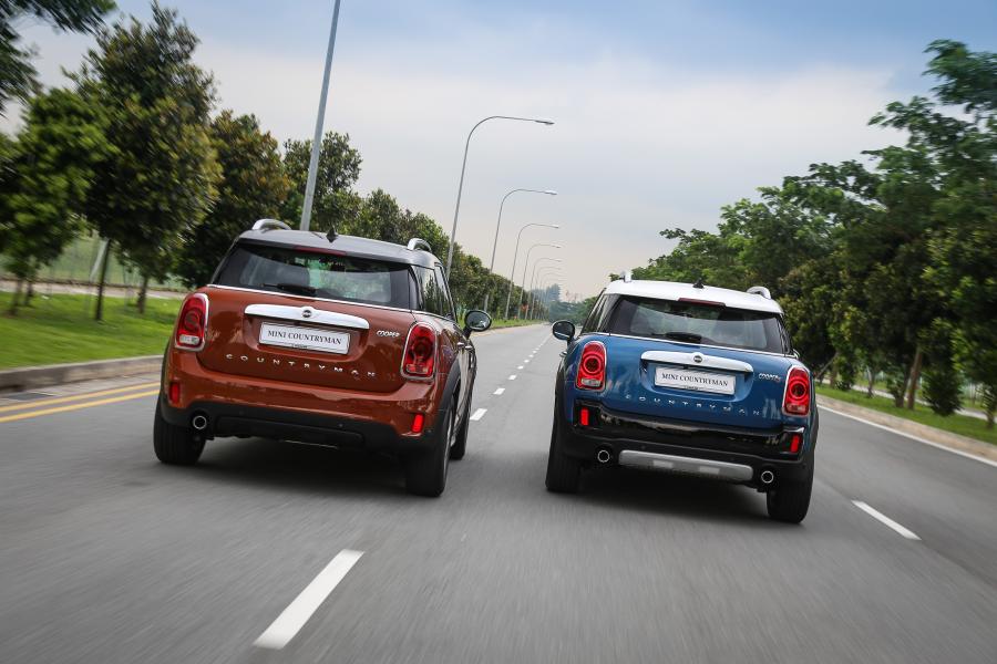  Mini Cooper Countryman 2017 года  (SG) (фото 4 из 8)